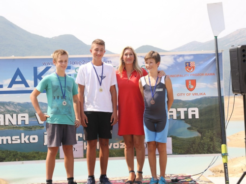 FOTO: Veslačka regata na Ramskom jezeru