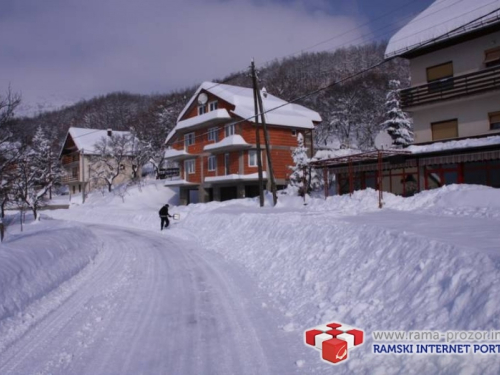 FOTO: Prisjetite se snježnog nevremena u Prozoru-Rami na današnji dan 2012.