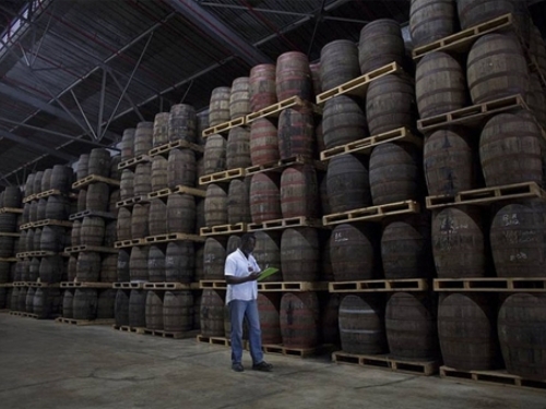 Kubanci žele dug platiti rumom