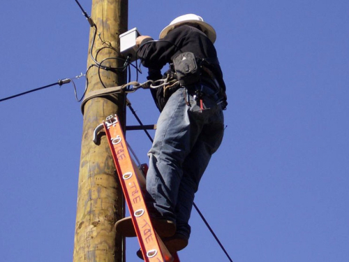 Najveće plaće u Elektroprivredi, a najmanje u trgovačkoj djelatnosti