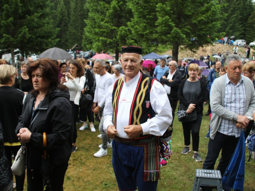 FOTO/VIDEO: Tisuće vjernika na Kedžari proslavilo Divin dan