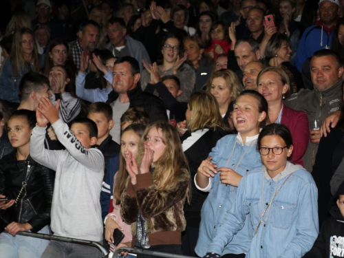 FOTO: U etno selu Remić održan veliki koncert Mate Bulića i prijatelja