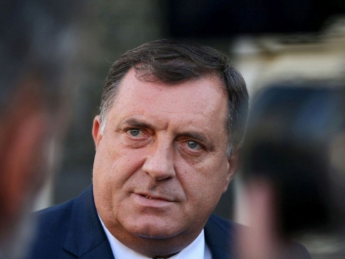 Dodik: Srbi bi na referendumu glasovali za odcjepljenje Republike Srpske od BiH
