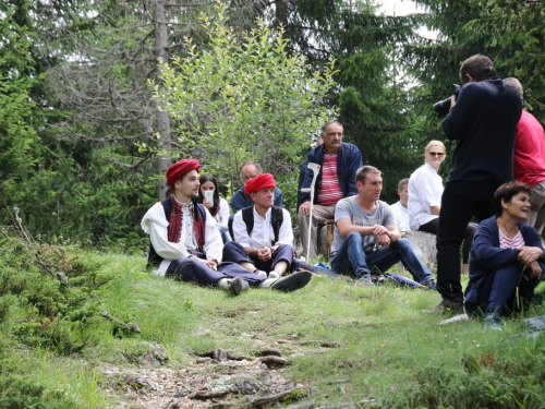 FOTO/VIDEO: Tisuće vjernika na Kedžari proslavilo ''Divin dan''