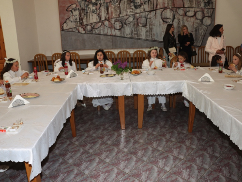 FOTO: Prva sveta Pričest u župi Rama-Šćit