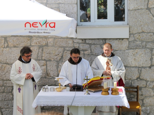 FOTO: Proslava sv. Ante u Zvirnjači