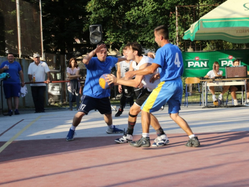 FOTO: ''General Vasilije Mitu'' iz Zagreba pobjednik 15. Streetball Rama