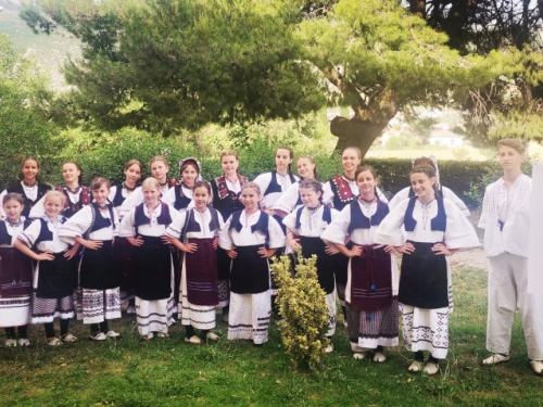 FOTO: HKUD Rama sudjelovao na dječjoj smotri folklora u Rodoču