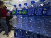 Zbog zatvaranja Hormuzа brutalno poskupjela plastika