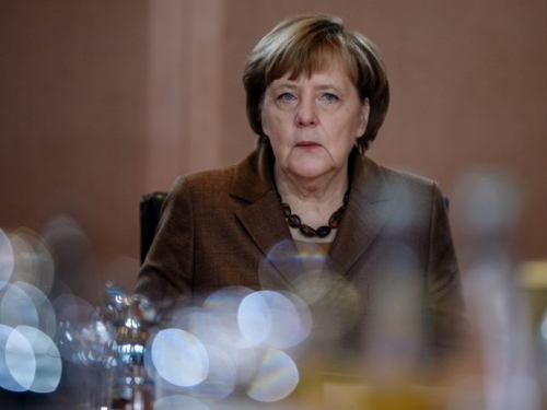 Merkel: Njemačka se neće uključiti u rat u Siriji
