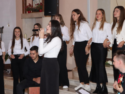 FOTO: Započeli VIII. Ramski dani kulture - zbor mladih ViDeMus oduševio publiku