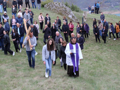 FOTO: Ramski put križa u Podboru
