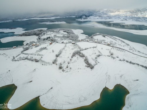 FOTO/VIDEO: Snijeg zabijelio Ramu, pogledajte kako izgleda iz zraka