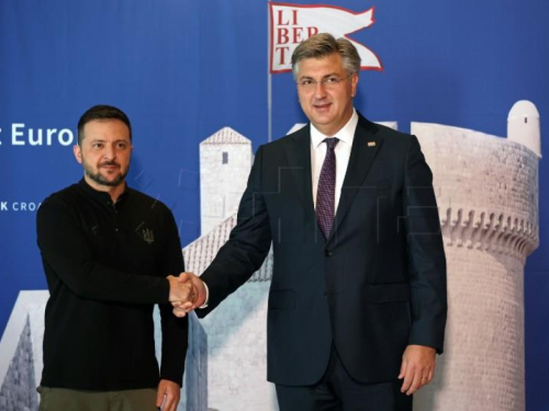 Zelenskij doputovao u Hrvatsku na samit Ukrajina - Jugoistočna Europa