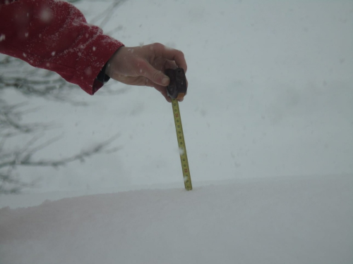 FOTO: Visina snijega na Orašcu 76 cm