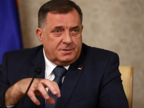 Dodik: Nedavna rezolucija njemačkog Bundestaga je odraz 'političkih stavova Muslimana u Sarajevu'