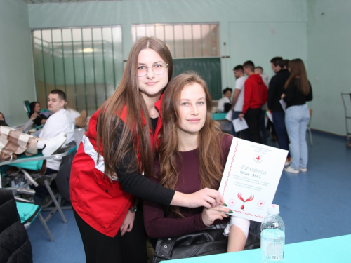 FOTO: Uspješna akcija darivanja krvi u Prozoru