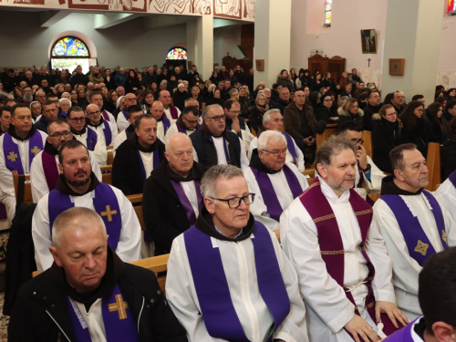 FOTO: Sahranjen fra Anto Cvitković