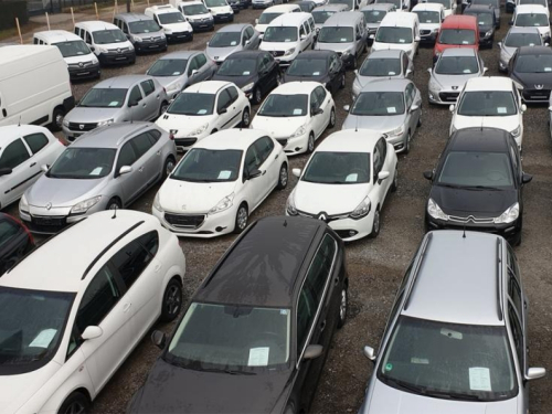 Korona zaustavila uvoz vozila, cijene polovnih već pale