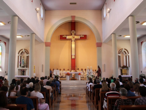 FOTO: Vanjska proslava patrona župe Prozor