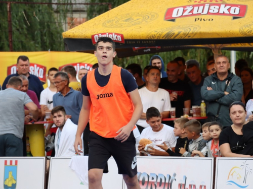 FOTO: Druga večer Streetball turnira u Prozoru