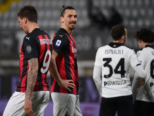 Ibrahimović ostaje, Mandžukić upitan, Calhanoglu pred vratima Juvea