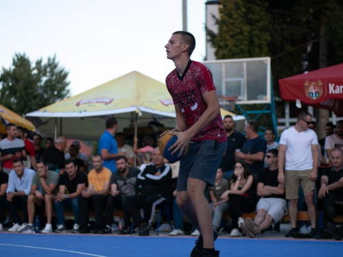 FOTO: Ekipa ''La Pont'' pobjednik 18. Streetball Rama 2020.