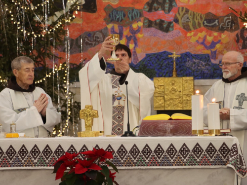 FOTO: Polnoćka na Šćitu