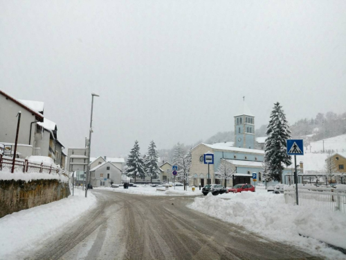 FOTO: U Rami napadalo 30 cm novog snijega