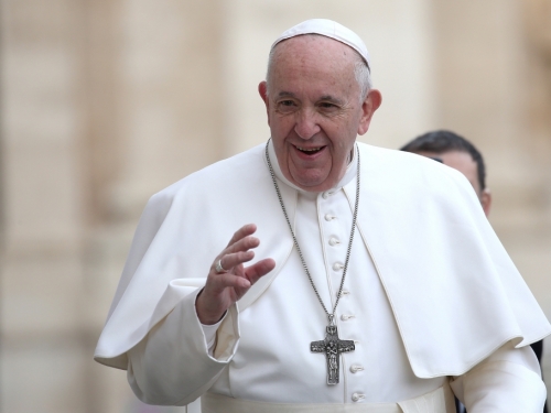 Papa: ''Homoseksualci imaju pravo na obitelj, oni su djeca Božja''