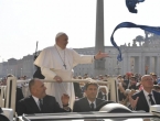 Papa proglasio pet svetaca, uključujući i britanskog kardinala Newmana