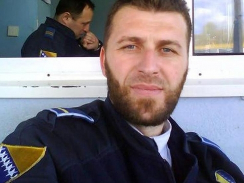 BiH: Policajcima u uniformi dozvoljeno da puštaju bradu