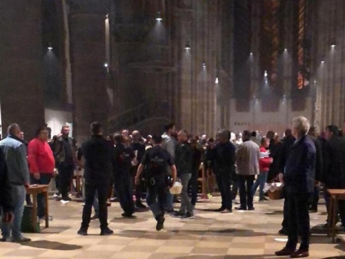 Njemačka policija promijenila izvješće o napadu u crkvi u Münchenu