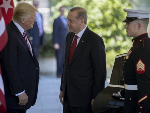 Erdogan pred Trumpa došao s jasnim zahtjevom, kažu da su odnosi "odlični"