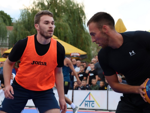 FOTO: Druga večer Streetball turnira u Prozoru