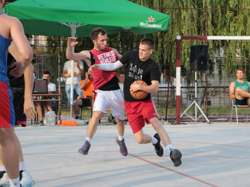 FOTO: Druga večer Streetball turnira u Prozoru