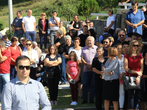 FOTO/VIDEO: Na Uzdolu obilježena 22. obljetnica stravičnog pokolja nad Hrvatima