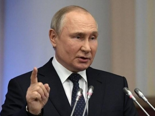 Putin otpustio dvojicu zapovjednika: Jednom presudio neuspjeh u Harkivu, drugom potonuće Moskve