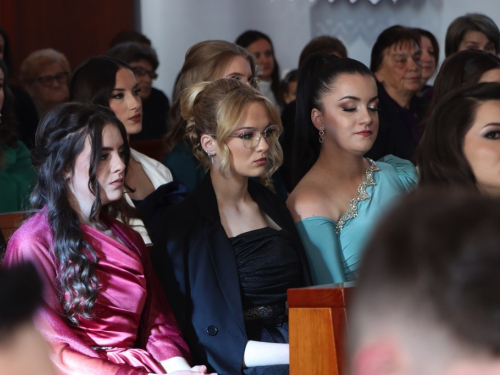 FOTO/VIDEO: Matura 2024. - Defile mladosti na ulicama Prozora
