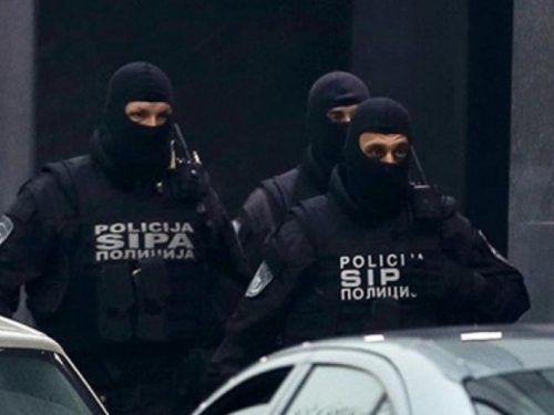 U Prijedoru uhićeno osam osoba optuženih za ratne zločine