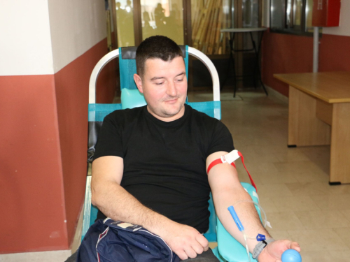 FOTO: Uspješna akcija darivanja krvi u Prozoru