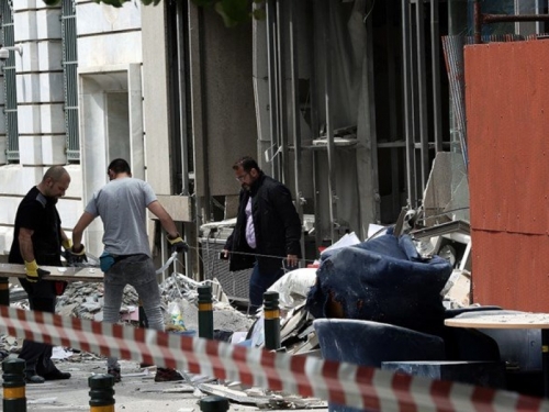 Aktivirana bomba kraj ureda televizije u Grčkoj