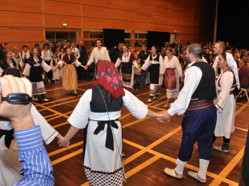 FOTO: 8. susret iseljenih župljana župe Uzdol u Innsbrucku