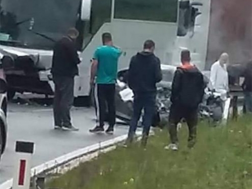Jedna osoba poginula u teškoj prometnoj nesreći na putu Jablanica - Mostar