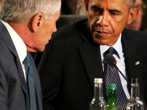 Obama usred rata s ISIS-om miče ministra obrane Hagela