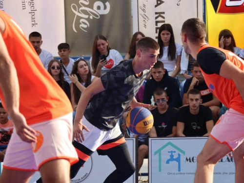 FOTO: Druga večer Streetball turnira u Prozoru