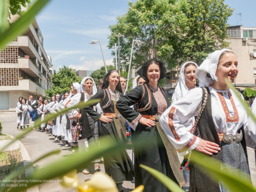 FOTO: Državna smotra izvornog folklora Hrvata u BiH