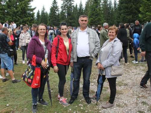 FOTO/VIDEO: Tisuće vjernika na Kedžari proslavilo Divin dan