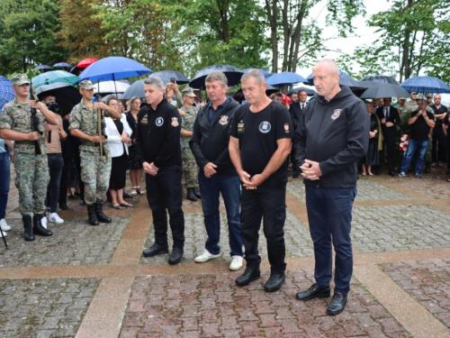 FOTO/VIDEO: 30. obljetnica Uzdolskih žrtava