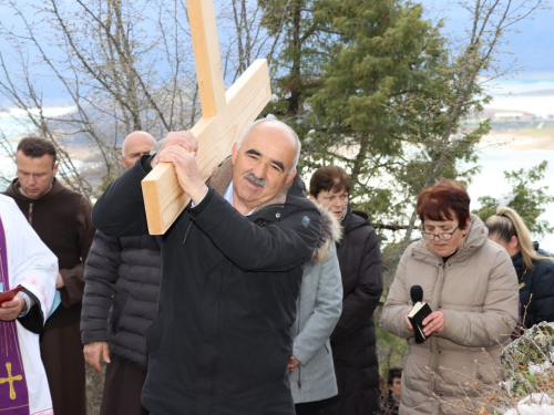 FOTO: Ramski put križa u Podboru